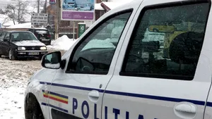 O asistentă medicală din Vaslui se zbate între viaţă şi moarte, după ce a fost bătută crunt de soţul ei, psiholog. Bărbatul este un fost angajat la Poliţie / Poliţia de Frontieră face verificări în acest caz