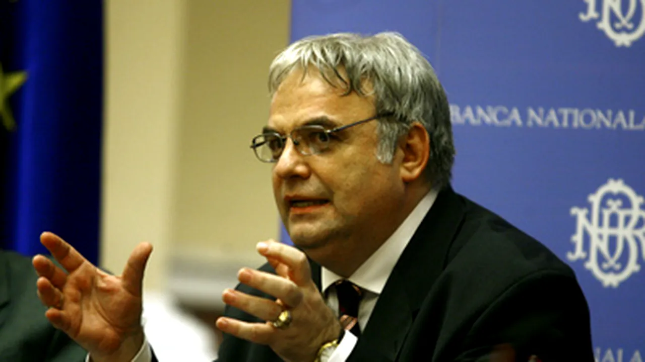 Stoenescu, BNR: Ştiţi ce probleme sunt la Carpatica; să dea Dumnezeu să nu avem cu Banca Feroviară!
