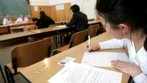 Evaluarea Naţională: Absolvenţii clasei a VIII-a susţin proba la Limba română/ Când se vor afişa rezultatele finale la Evaluare 2019