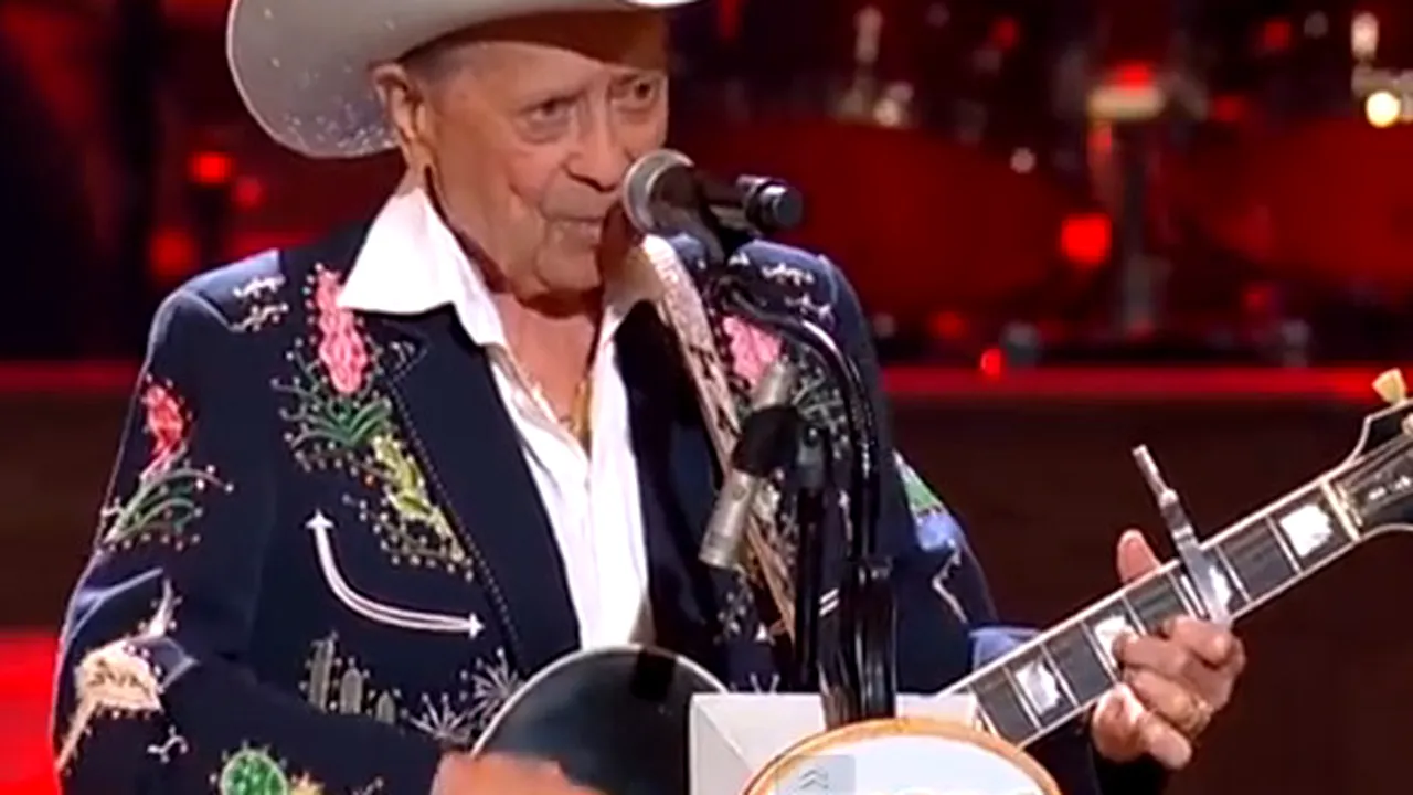 Cântăreţul de muzică country Little Jimmy Dickens a murit la vârsta de 94 de ani