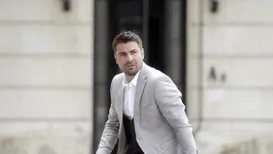 FOTO | Stadionul Dinamo va fi modernizat. RĂSPUNSUL ministrului Carmen Dan după discuţiile de la MAI, cu Adrian Mutu şi Ionuţ Negoiţă/ Reprezentant club: Vom face stadion în complex