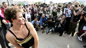 Mai multe ONG-uri critică autorităţile din cauza marşului gay