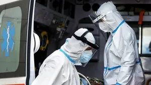 Numărul de infectări zilnice, mai mare decât cel al vaccinărilor. Situaţia testelor COVID-19, în România