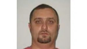 Codruţ Marta, dat în urmărire internaţională, cere CNA cedarea unui post radio deţinut de el către o societate