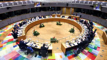 Breaking News UE își cheamă ambasadorii la Bruxelles, după amenințările lui Trump cu noi taxe vamale