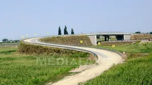 BRD: Lipsa infrastucturii la un anumit standard împiedică dezvoltarea susţinută a României