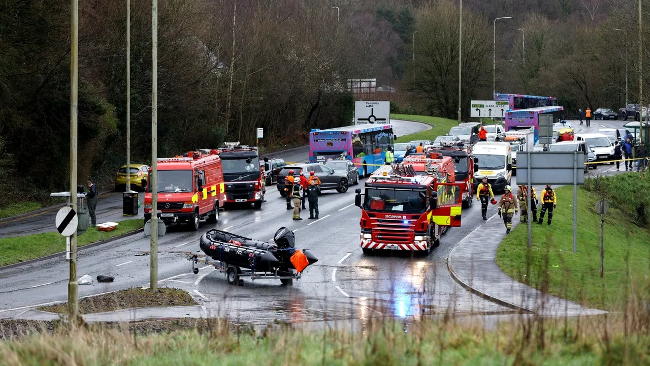 Cel puţin un mort în Marea Britanie din cauza Furtunii Dennis
