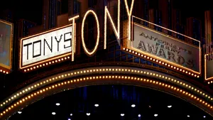 Broadway-ul şi-a ales cele mai bune spectacole de teatru pe 2008