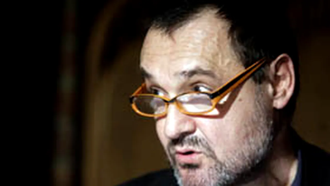FOCUS: Alexandru Dabija a recreat, pe scena Teatrului Odeon, universul absurd imaginat de Ionesco