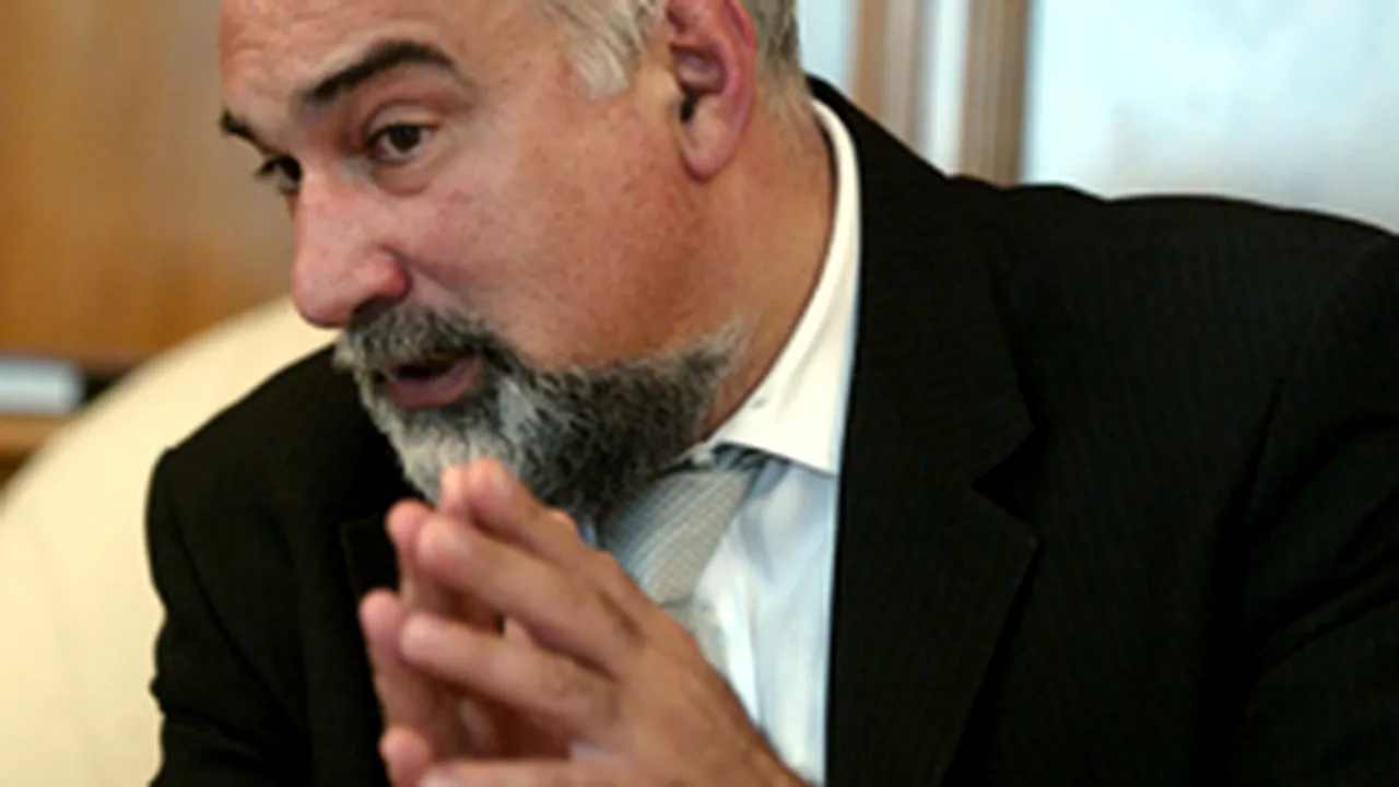 Vosganian: PNL nu a traficat banii bugetului pentru voturi în Parlament