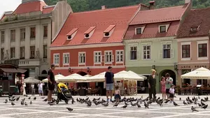 Cârciumarii din Braşov asigură turiştii că nu au de ce să se teamă. „Focarele COVID-19 nu sunt în zona restaurantelor”