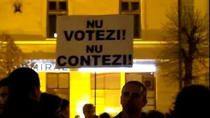 Sibiu: 1.000 de persoane, la un miting de solidaritate cu românii din diaspora care nu au putut vota