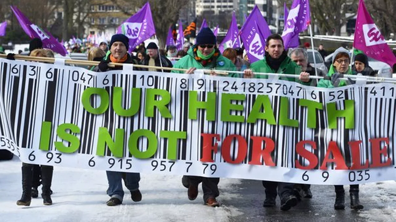 Aproximativ 15.000 de persoane au participat la manifestaţia de la Bruxelles