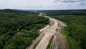 Presa maghiară: Anul record promis în România pentru autostrăzi a început cu zero inaugurări