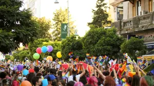 Probleme la „Bucharest Pride”. Organizatorul marşului a fost amendat de jandarmi