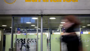 Perturbări ale zborurilor în Germania din cauza grevelor. Atenționare de călătorie emisă de MAE