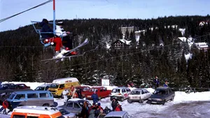 40 de turişti au rămas suspendaţi în telescaun, la Păltiniş (Video)