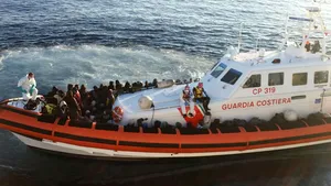 Aproximativ 2.150 de imigranţi africani, salvaţi marţi în sudul Mării Mediterane