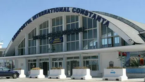 Aeroportul Mihail Kogălniceanu suspendă temporar traficul aerian civil
