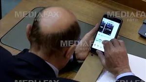 Băsescu despre poza pentru Udrea: Era bucuroasă că i s-a ridicat controlul, m-a întrebat ce fac 