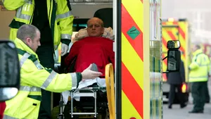 Imigranţi români, la bordul unui autocar implicat într-un accident în Marea Britanie