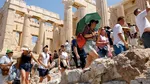 Canicula schimbă vacanțele la Atena: Grecia învață să facă turism la temperaturi extreme