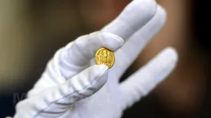 Două monede dacice din aur, de tip Koson, au fost recuperate din Polonia şi intră în colecţiile MNIR