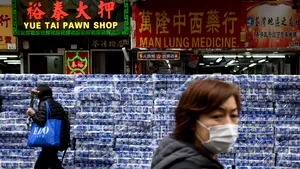 Experţii spun că există şansa ca noul coronavirus să nu dispară niciodată. Trei posibile scenarii ale evoluţiei epidemiei 