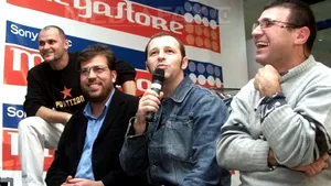 Partizan cântă imnul campaniei 