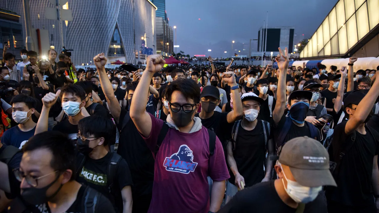 Victorie pentru protestatarii din Hong Kong. Şefa Executivului a anunţat că „proiectul privind extrădările este mort” | VIDEO