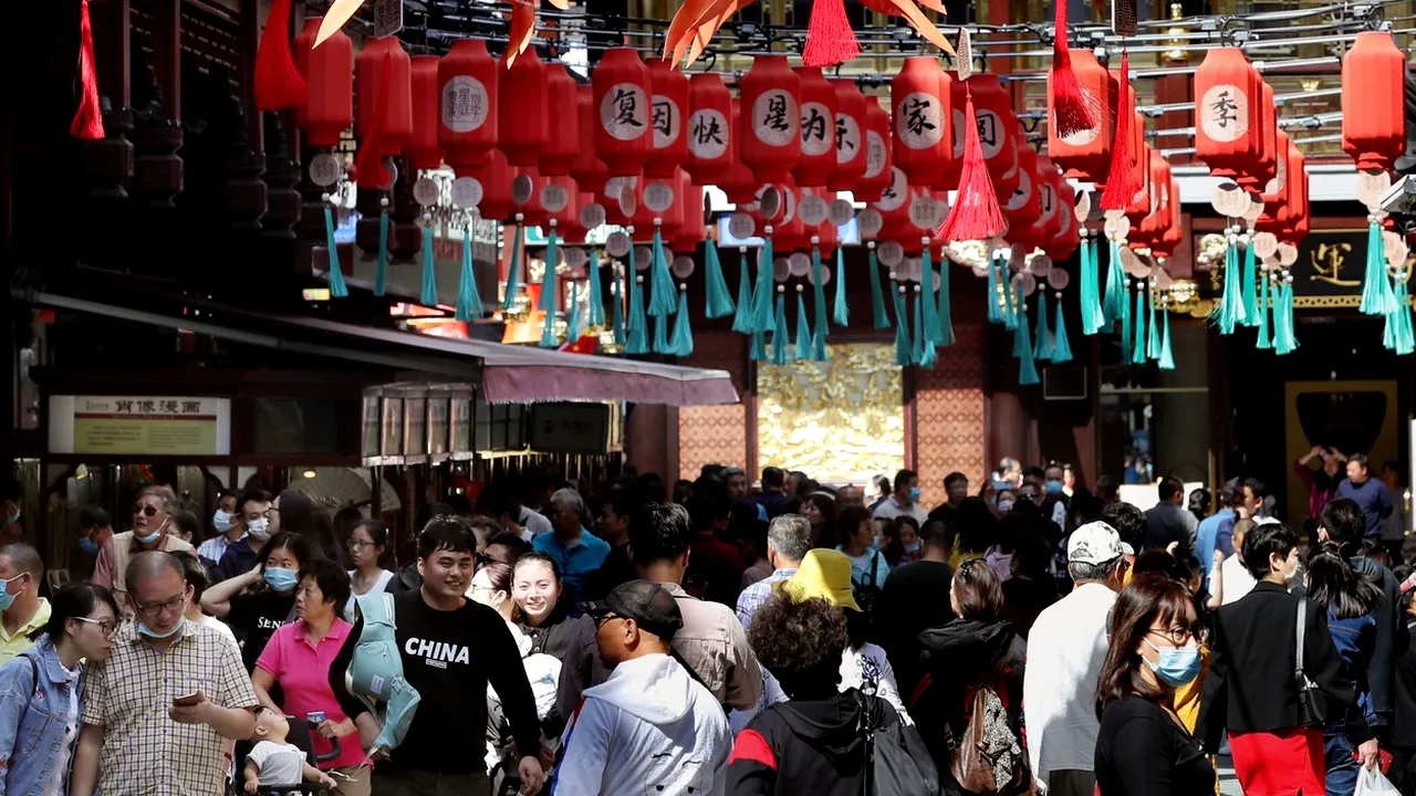 China începe testarea publică a noii sale monede digitale, distribuie echivalentul a 1,5 mil. dolari