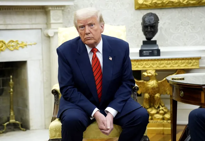 Trump susținea că are „sub control” negocierile pentru pace în Ucraina cu câteva ore înaintea atacului rusesc mortal asupra Kievului