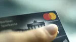 Taxele Visa și Mastercard sunt investigate din nou de autoritățile europene antitrust
