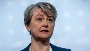 Secretarul britanic de externe cere reluarea completă a transportului maritim prin Strâmtoarea Ormuz