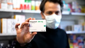 Guvernul francez a autorizat oficial folosirea clorochinei în tratamentul pentru COVID-19