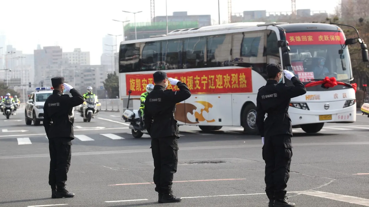Mii de persoane ar fi murit în Wuhan din cauza COVID-19, dar autorităţile chineze ascund cifrele reale