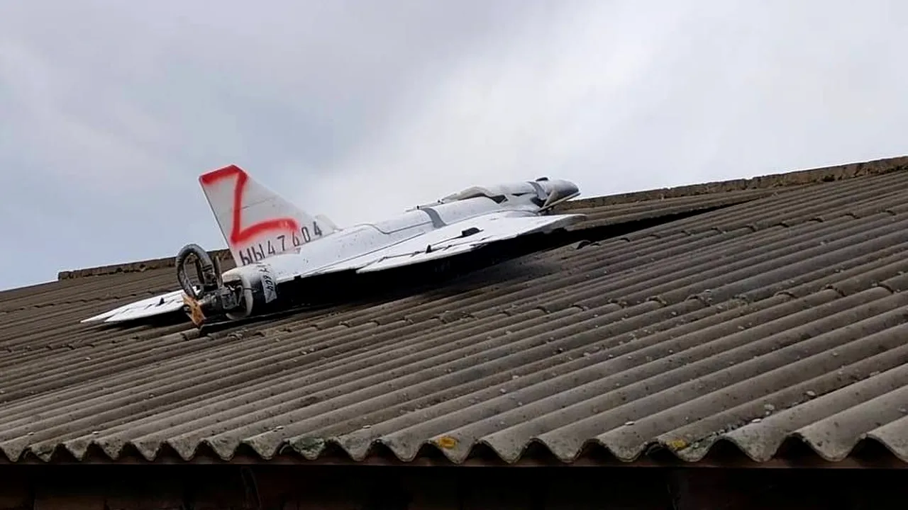 Ministerul Apărării de la Chișinău: Șase drone au survolat Moldova. Una a căzut peste o casă