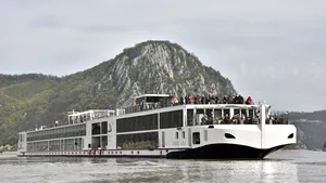 Navigatorii români intră în a doua etapă de vaccinare. Vaccinul ar putea uşura munca la bordul navelor