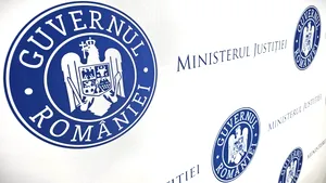 Manifestație spontană la Ministerul Justiției. Protestatarii cer competiție reală pentru șefia parchetelor