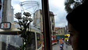 Paradă a tramvaielor de epocă, cu ocazia sărbătoririi zilei Sfântului Dimitrie cel Nou, ocrotitorul Bucureştiului