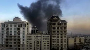 Marea Britanie își evacuează personalul diplomatic din Iran, în contextul tensiunilor tot mai mari din Orientul Mijlociu