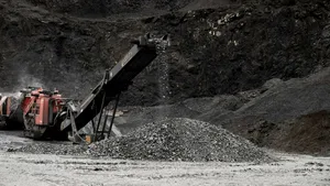 Procesul de ”meteorizare îmbunătăţită a rocilor