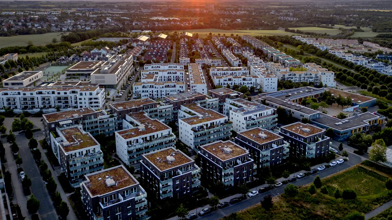 Preţurile locuinţelor din Germania au scăzut cu 6,8% în primul trimestru din 2023. Costurile mai mari ale creditelor ipotecare descurajează cumpărătorii