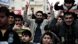 Forţele loiale lui Muammar Kadhafi au atacat o moschee din Zawiya cu rachete şi arme automate