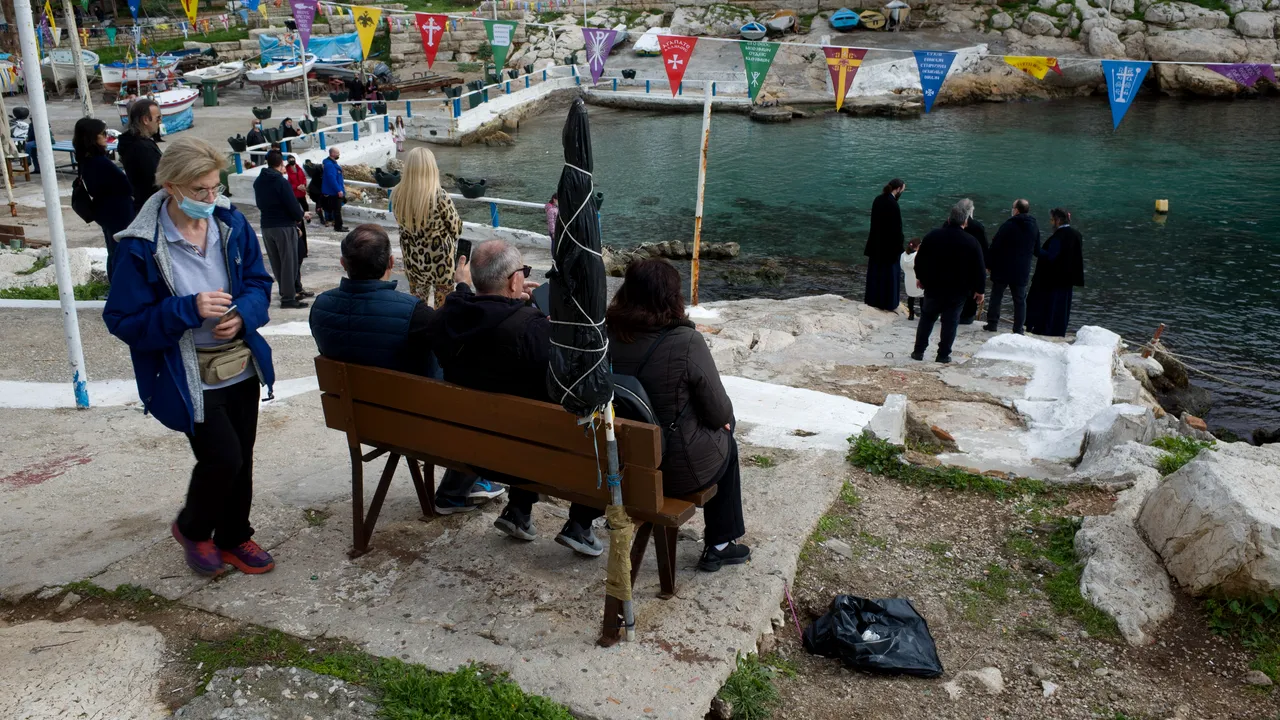 Grecia ajunge, în săptămâna premergătoare Paştelui Ortodox, la un grad de normalitate