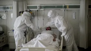 Semnal de alarmă al Societăţii Române de Epidemiologie, în contextul creşterii cazurilor de coronavirus. De ce depinde revenirea la normalitate