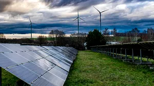 Guvernul face un pas înainte pentru energia verde. ADS primește vehicule de teren