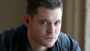 Fiul de trei ani al cântăreţului Michael Buble a fost diagnosticat cu cancer