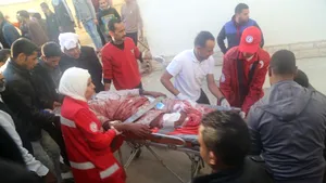 Avioane de luptă ale armatei au lovit poziţii ocupate de terorişti, după masacrul din Egipt/ Bilanţul a ajuns la 305 morţi; Atacatorii aveau steagul reţelei Stat Islamic