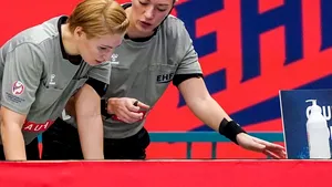 CSM Bucureşti şi SCM Râmnicu Vâlcea s-au calificat la masa verde în optimile EHF Champions League